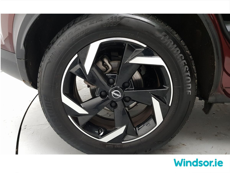 2023 Nissan Juke - image 16