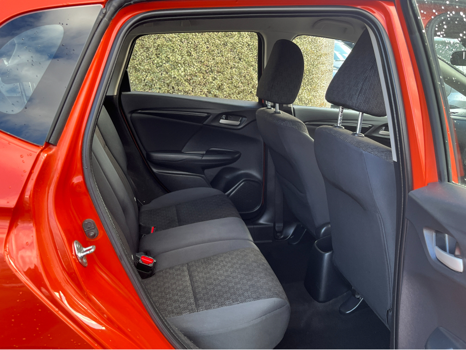 2017 Honda Jazz - image 9