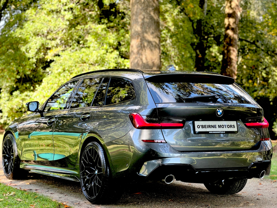 2020 BMW 3 Series - image 15