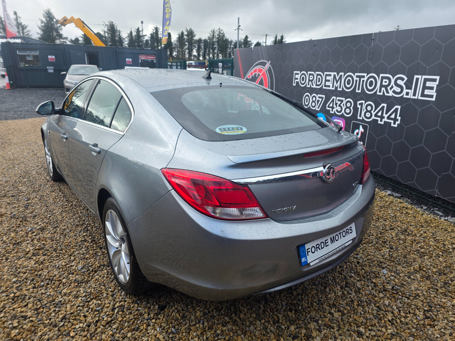 2013 Vauxhall Insignia - image 3
