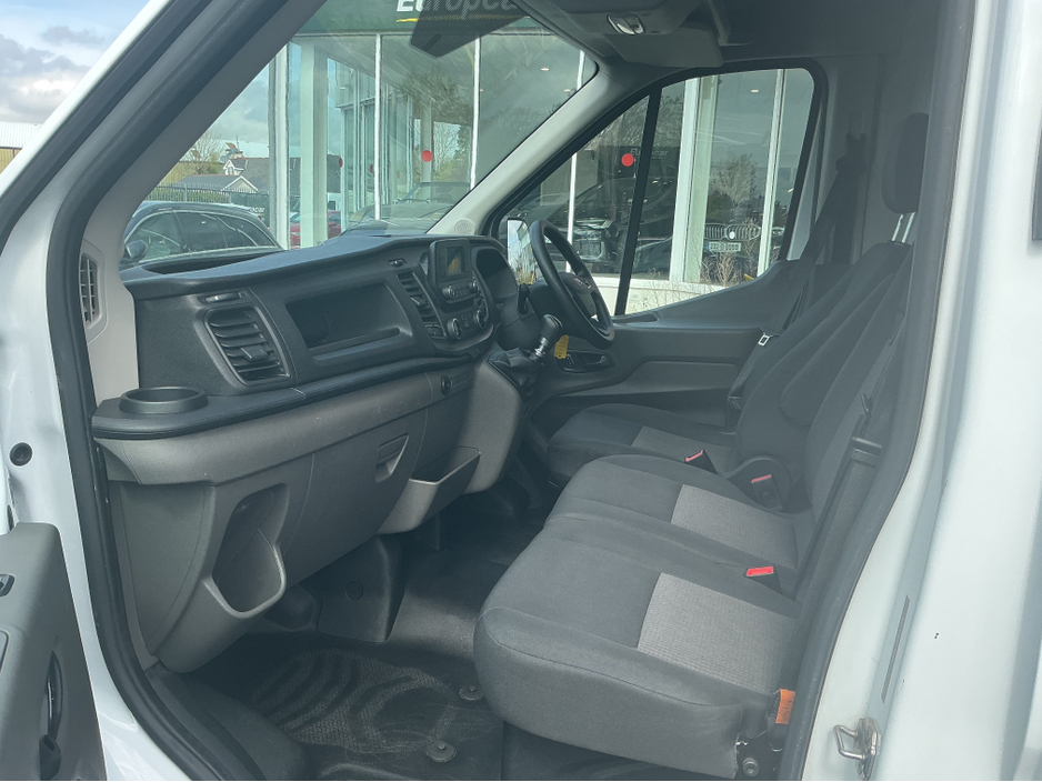 2023 Ford Transit - image 16