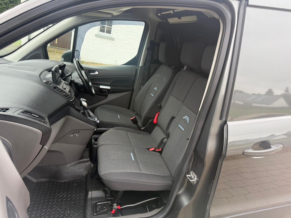 2021 Ford Transit Connect Active AUTO NO VAT 120bhp €23,250