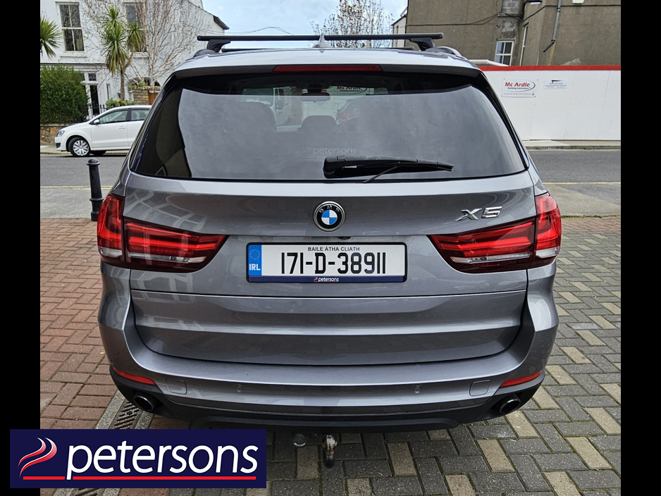 2017 BMW X5 - image 7