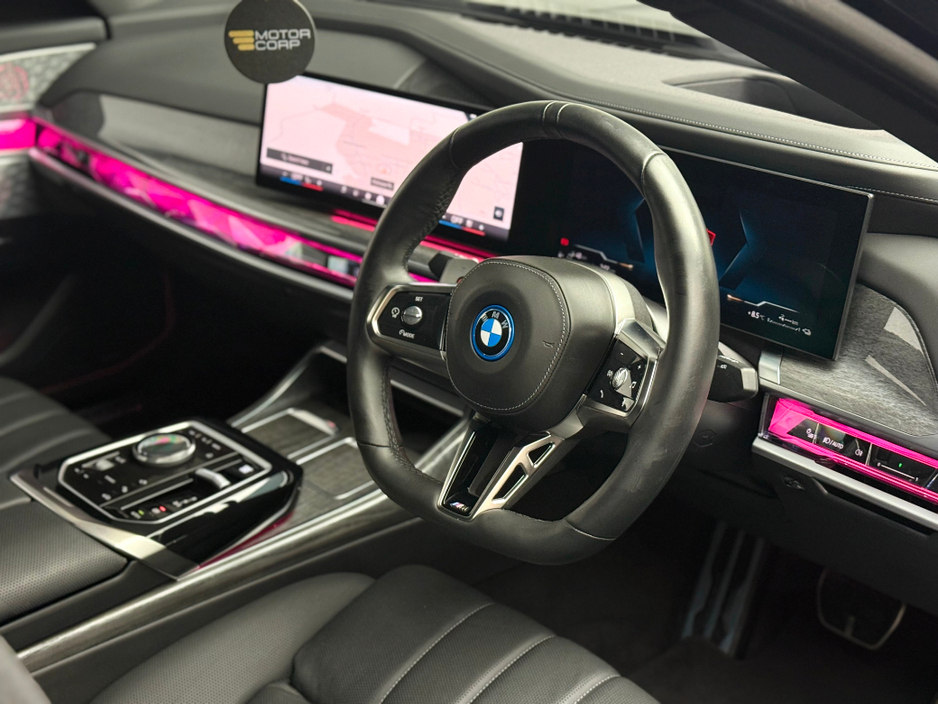 2024 BMW 7 Series 750E M SPORT XDRIVE SAPPHIRE BLACK €94,990