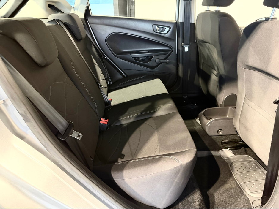 2014 Ford Fiesta ZETEC 1.25 60PS M5 4DR MCA €8,990