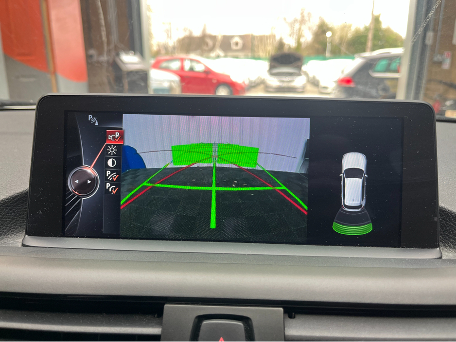 2014 BMW 1 Series - image 18