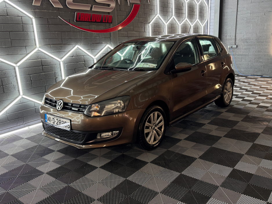 2014 Volkswagen Polo - image 4