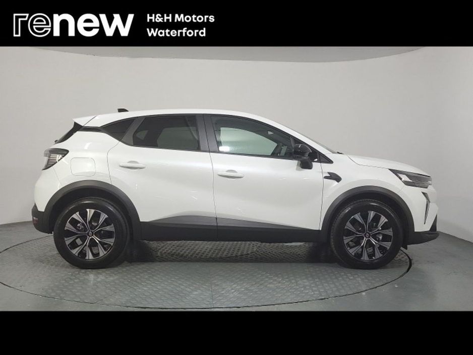 2026 Renault Captur - image 7