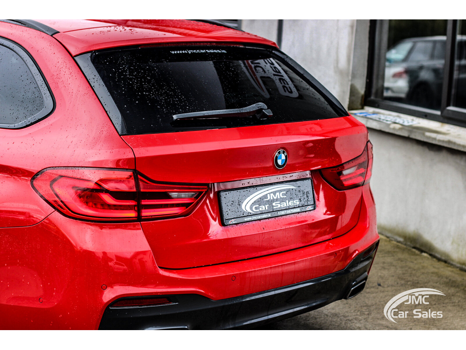 2018 BMW 5 Series - image 7