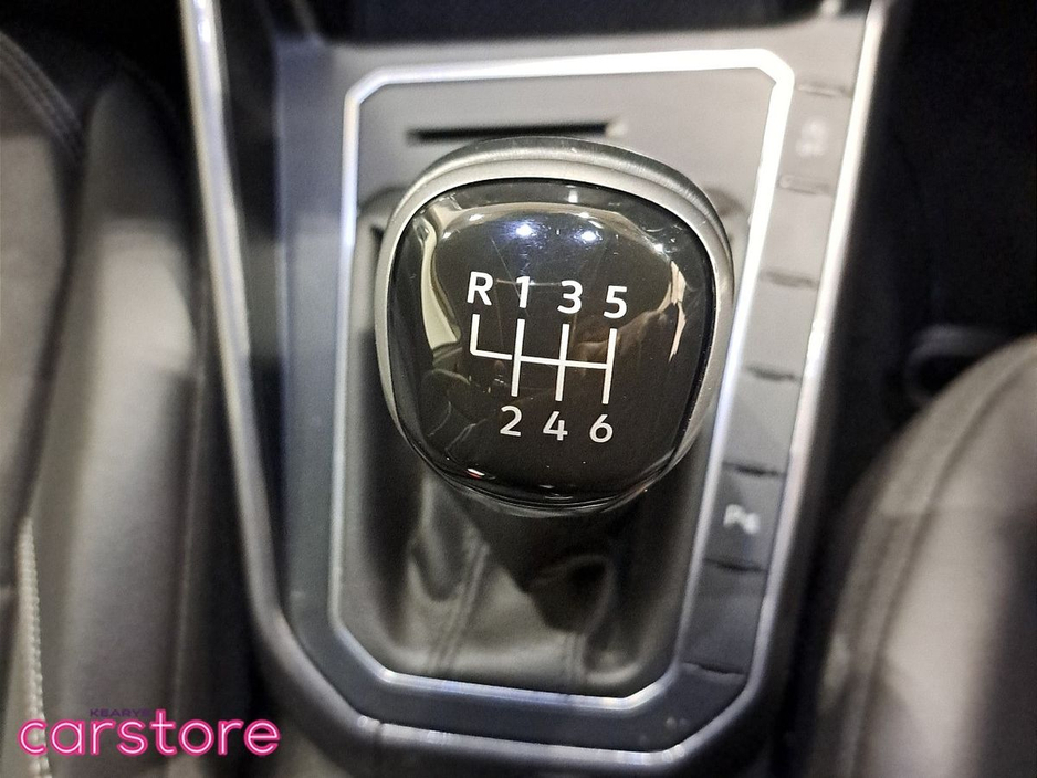 2023 Volkswagen Taigo - image 16