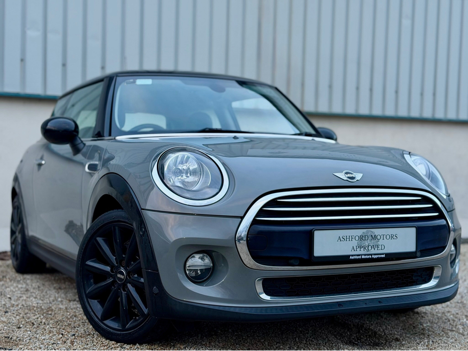 2015 MINI Hatch 1.5 3DR AUTO COOPER €12,950