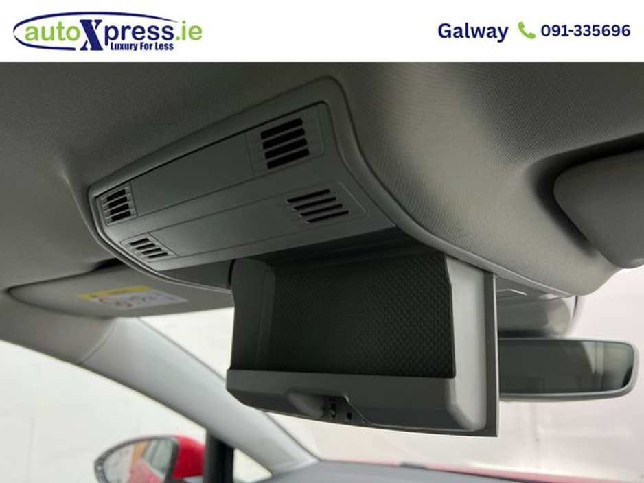 2020 Volkswagen Golf - image 20