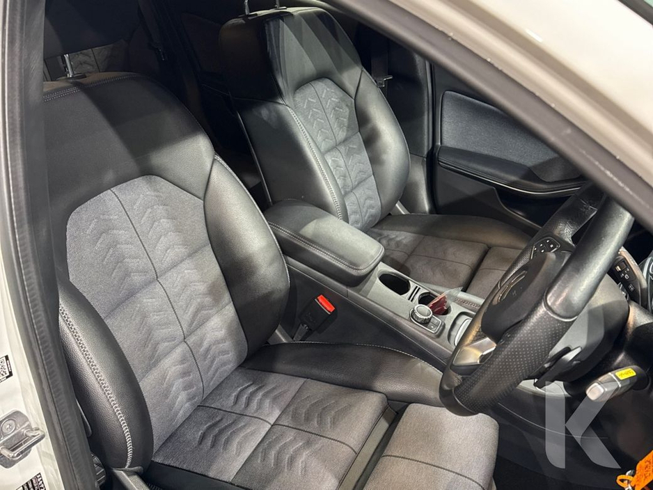 2018 Mercedes-Benz GLA Class - image 21