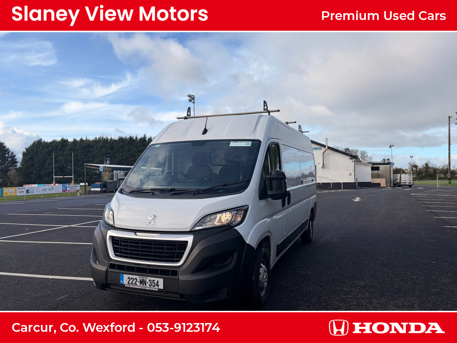 2022 Peugeot Boxer - image 3