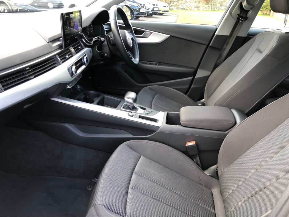 2021 Audi A4 - image 5