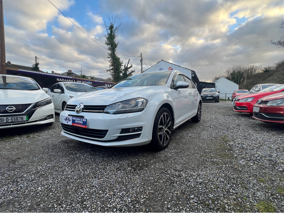 2017 Volkswagen Golf DBA-6RCJZ €16,500