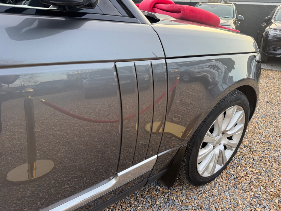 2016 Land Rover Range Rover - image 6