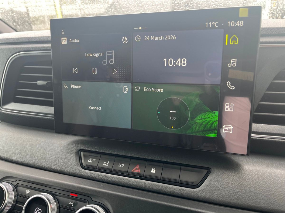 2026 Renault Master - image 14