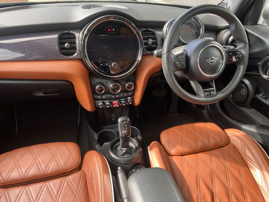 2023 MINI Cooper - image 13