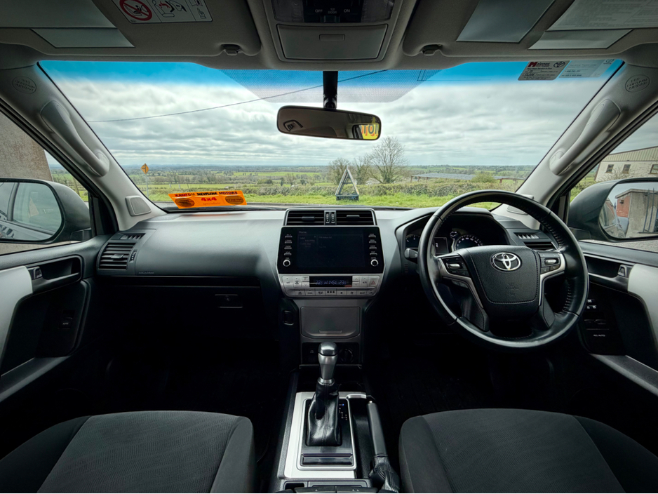 2024 Toyota Landcruiser - image 9