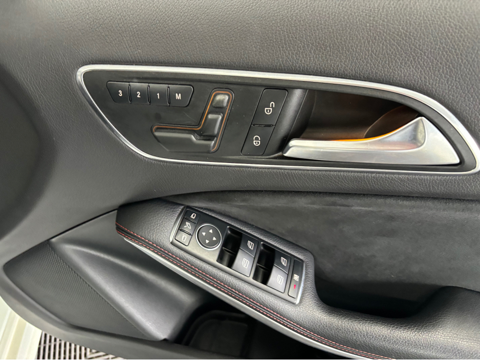 2013 Mercedes-Benz A Class - image 7