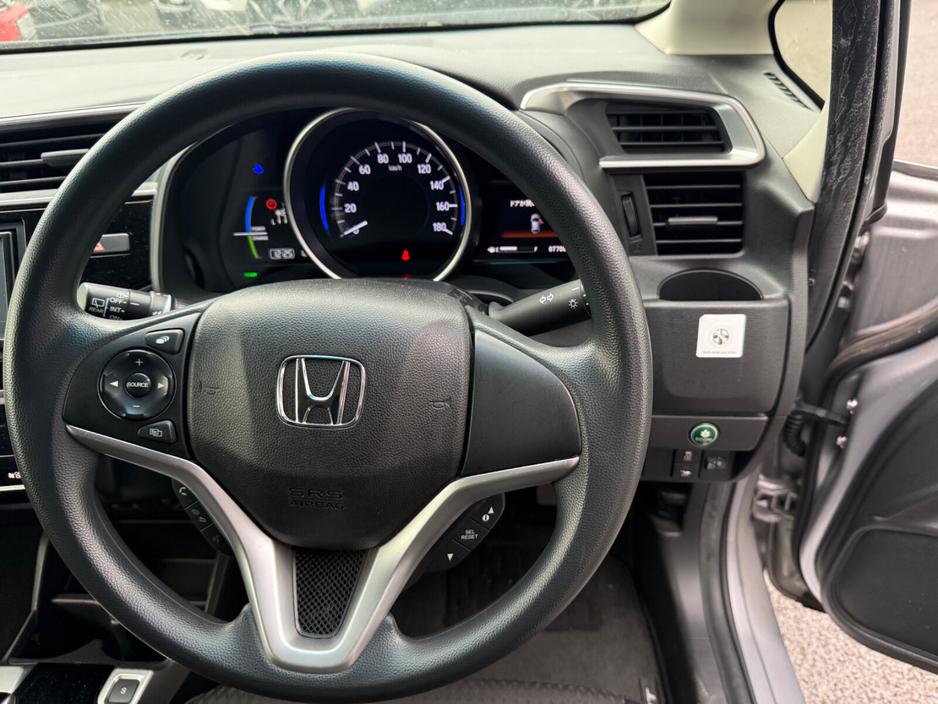 2018 Honda Fit - image 10