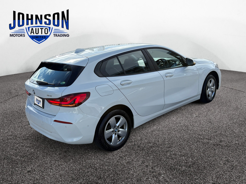 2020 BMW 1 Series - image 8