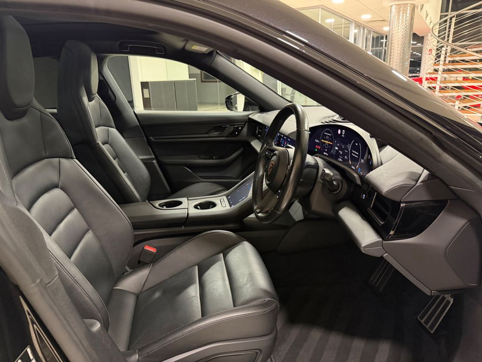 2021 Porsche Taycan 4S=HUGE SPEC//LOW MILES//D REG=FULL PORSCHE SERVICE HISTORY=TAILORED FINANCE PACKAGES AVAILABLE=TRADE IN'S WELCOME €57,995