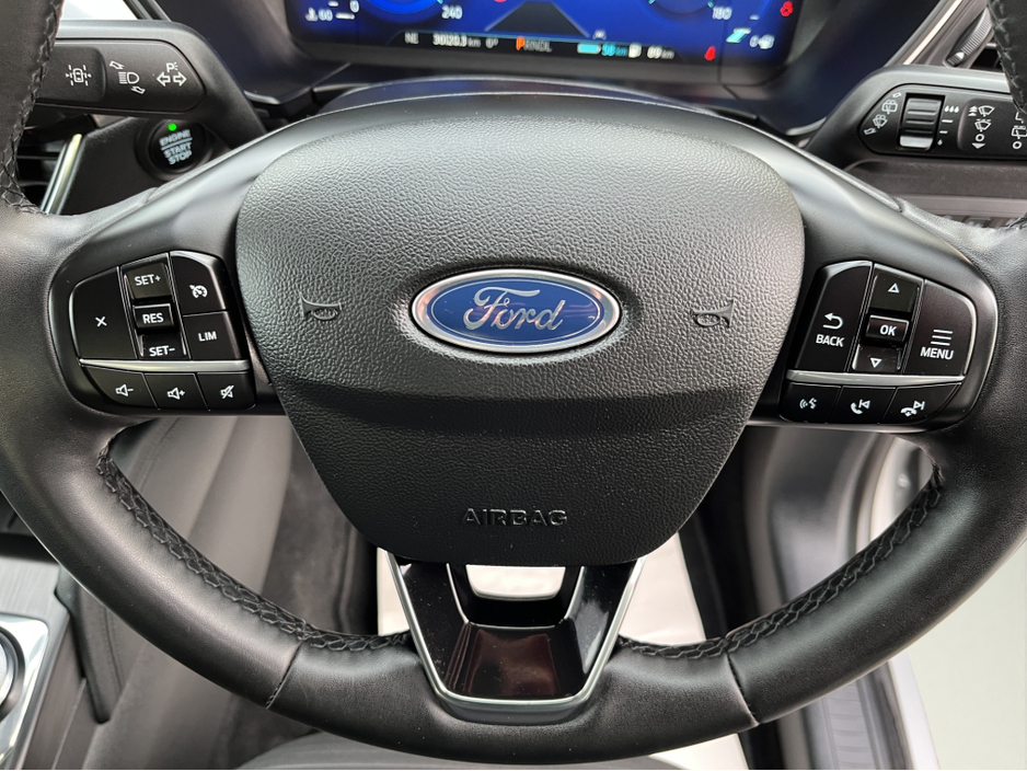 2023 Ford Kuga - image 15