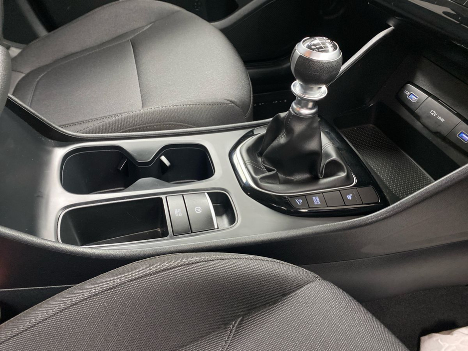 2022 Hyundai Tucson - image 16