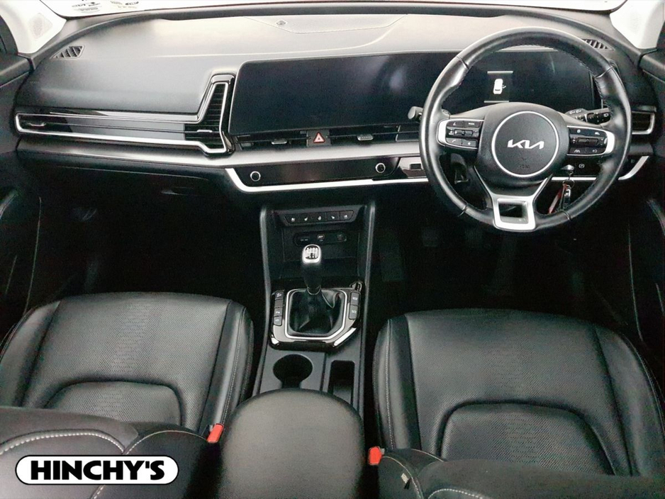 2024 Kia Sportage - image 2