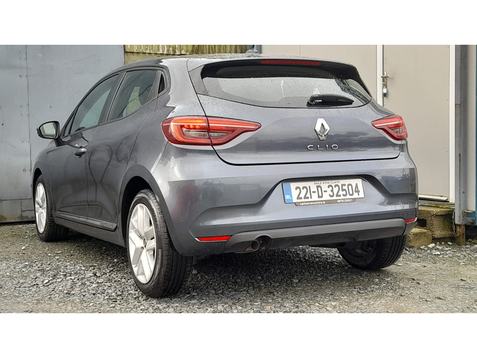 2022 Renault Clio Dynamique TCe 90 €14,450