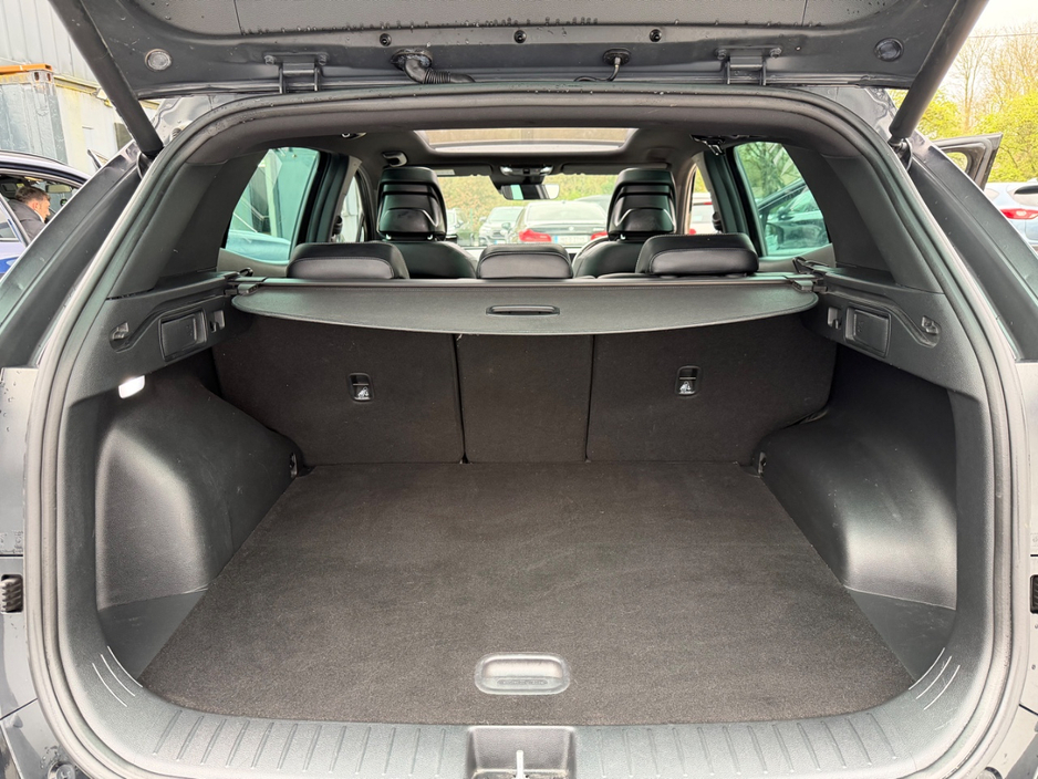 2022 Kia Sportage - image 27