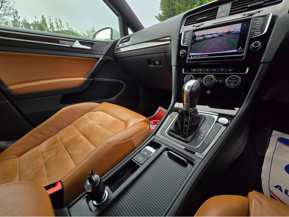 2014 Volkswagen Golf (142) SPECIAL TAN LEATHER SEATS  HIGH-LINE EDITION REV-CAMERA HI-SPEC STUNNING CAR €14,450
