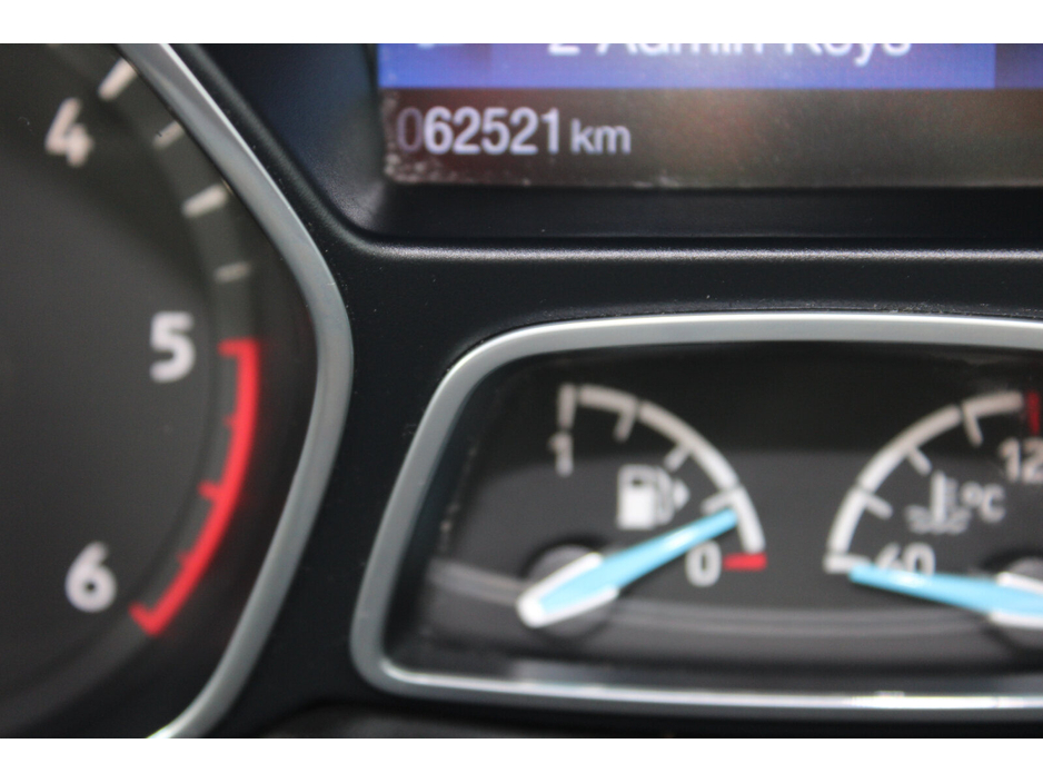 2018 Ford Focus - image 15