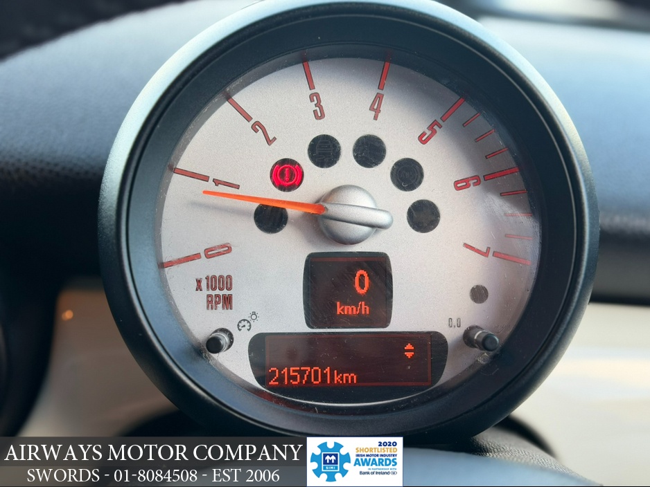 2013 MINI Hatch 1.6 D MANUAL 3DR €5,950