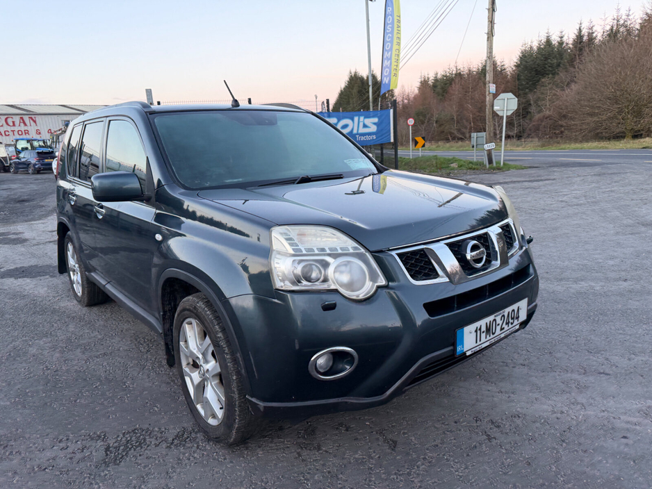 2011 Nissan X-Trail - image 9