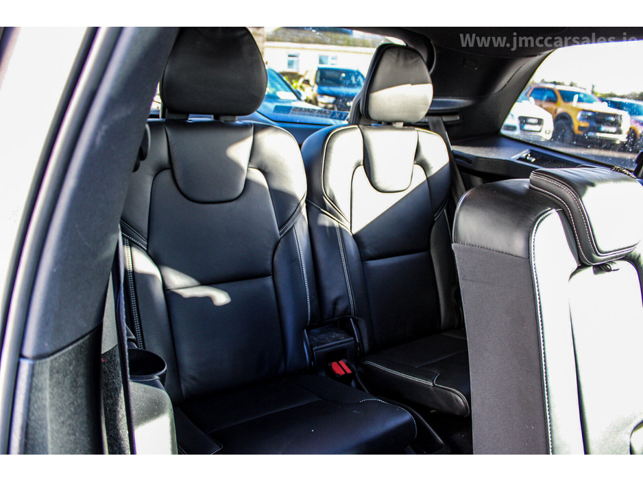 2021 Volvo XC90 RECHARGE PHEV T8 (390hp) R-Design AWD €49,995