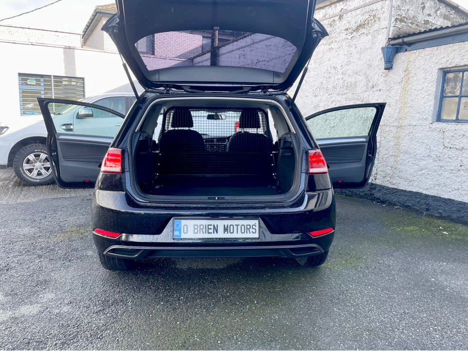 2019 Volkswagen Golf - image 20