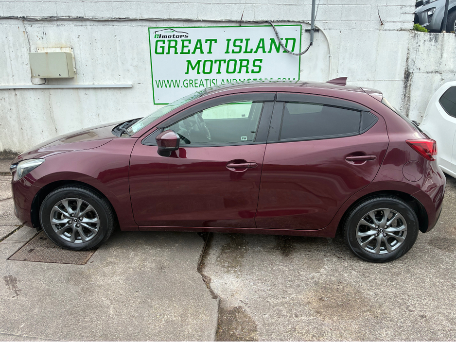 2017 Mazda Demio - image 5