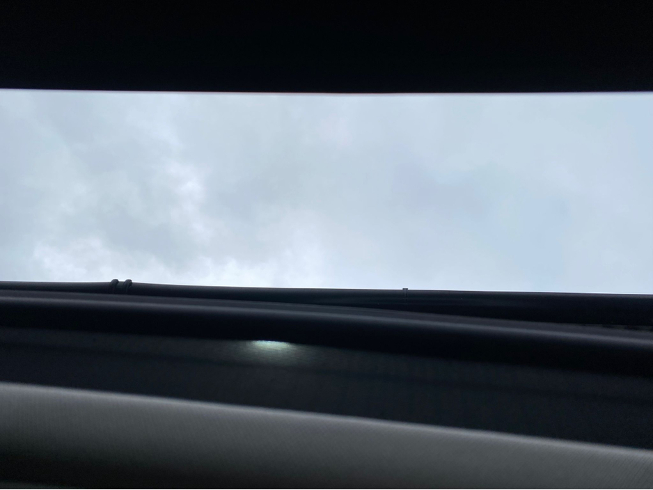 2018 Volkswagen Tiguan - image 16