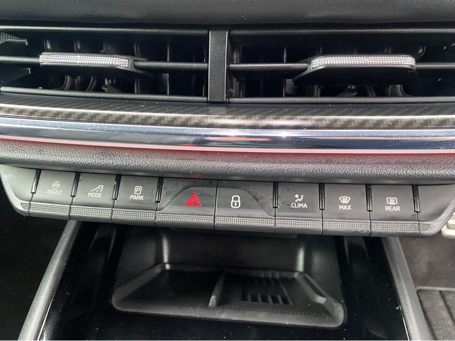 2024 Skoda Enyaq - image 25