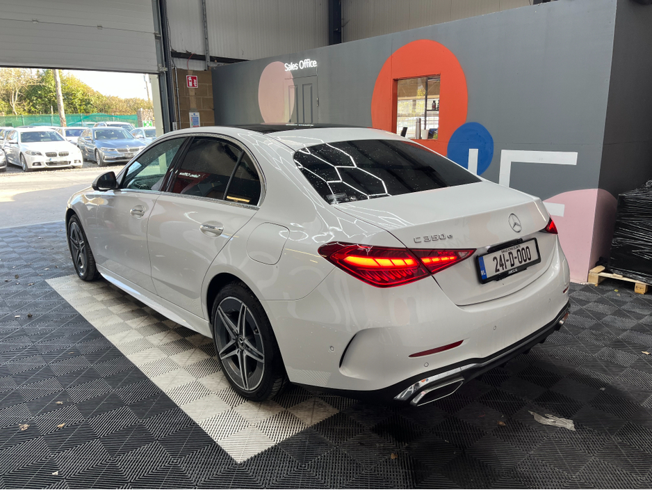 2024 Mercedes-Benz C Class - image 4