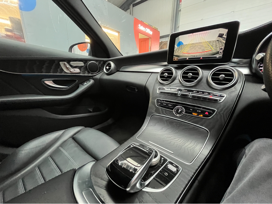2016 Mercedes-Benz C Class - image 19