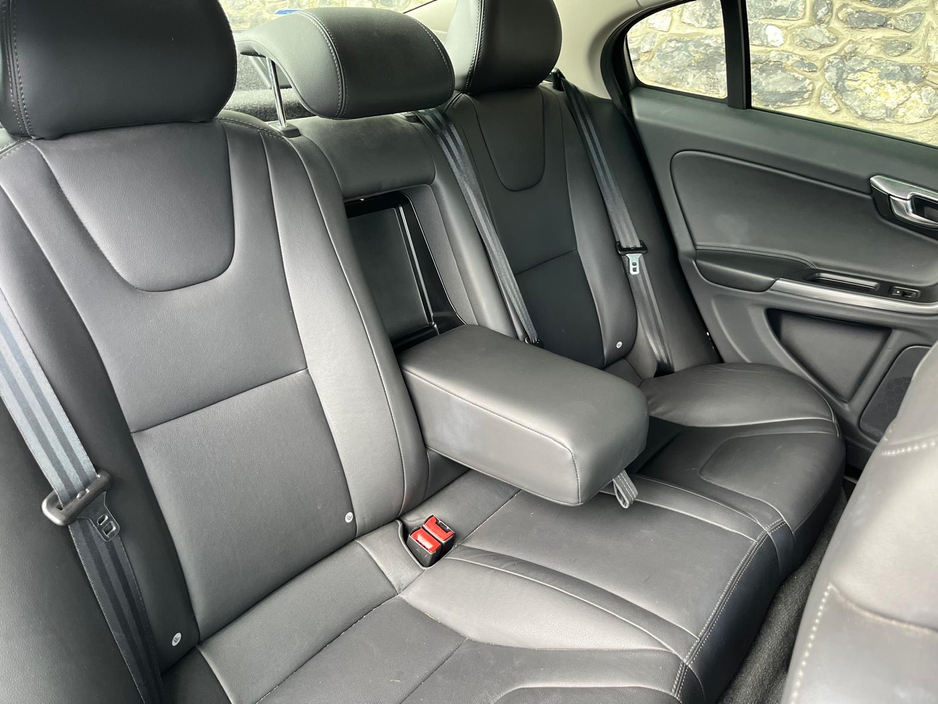 2017 Volvo S60 D2 SE 4DR €13,950