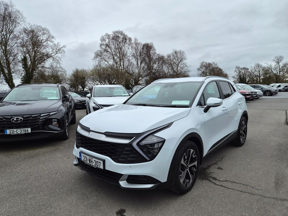 2023 Kia Sportage - image 11