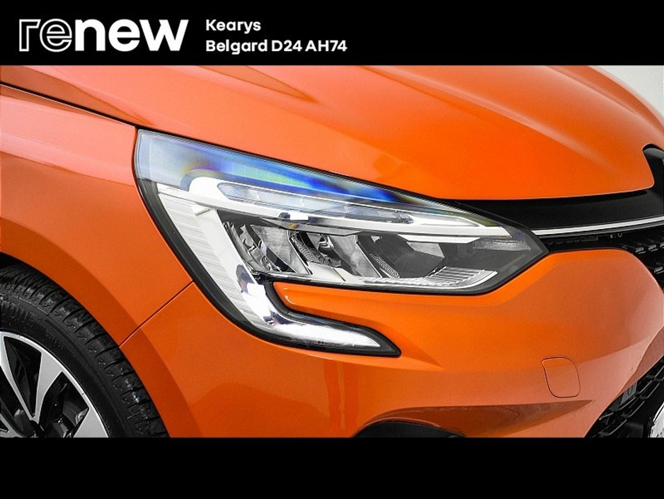 2021 Renault Clio - image 17