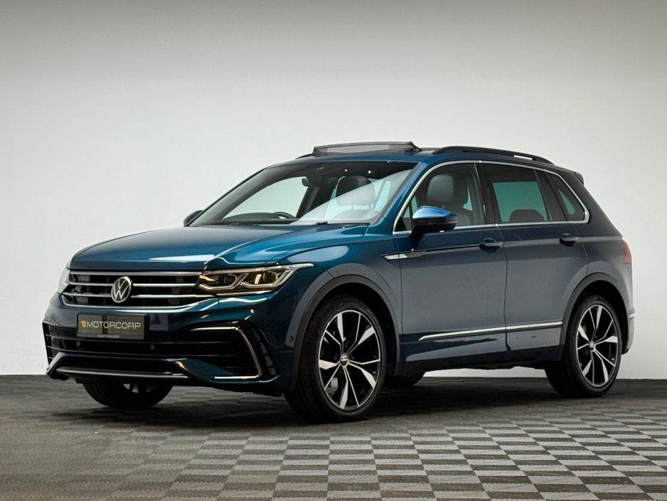 2021 Volkswagen Tiguan - image 3