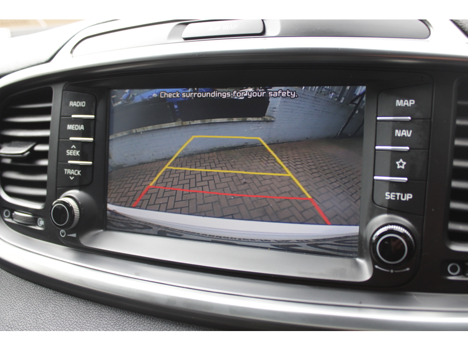 2018 Kia Sorento - image 14