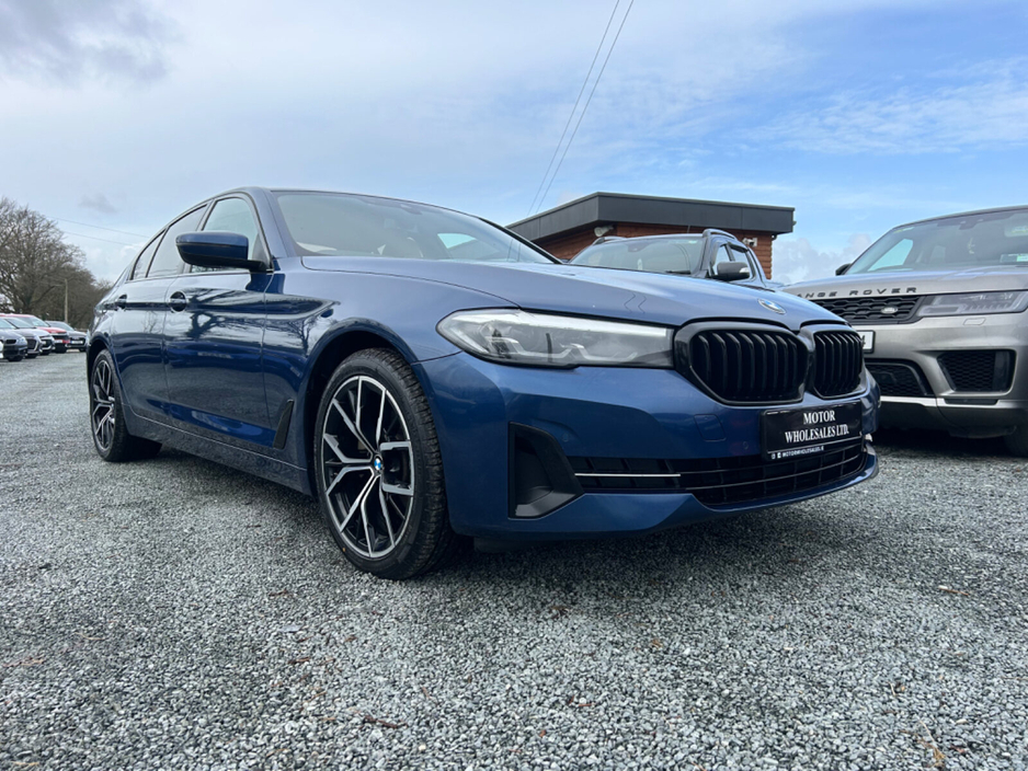2021 BMW 5 Series - image 19